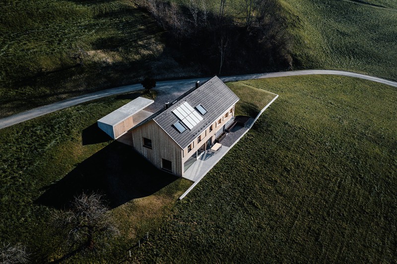 Einfamilienhaus mit Ferienwohnungen, Architekur Bregenzerwald